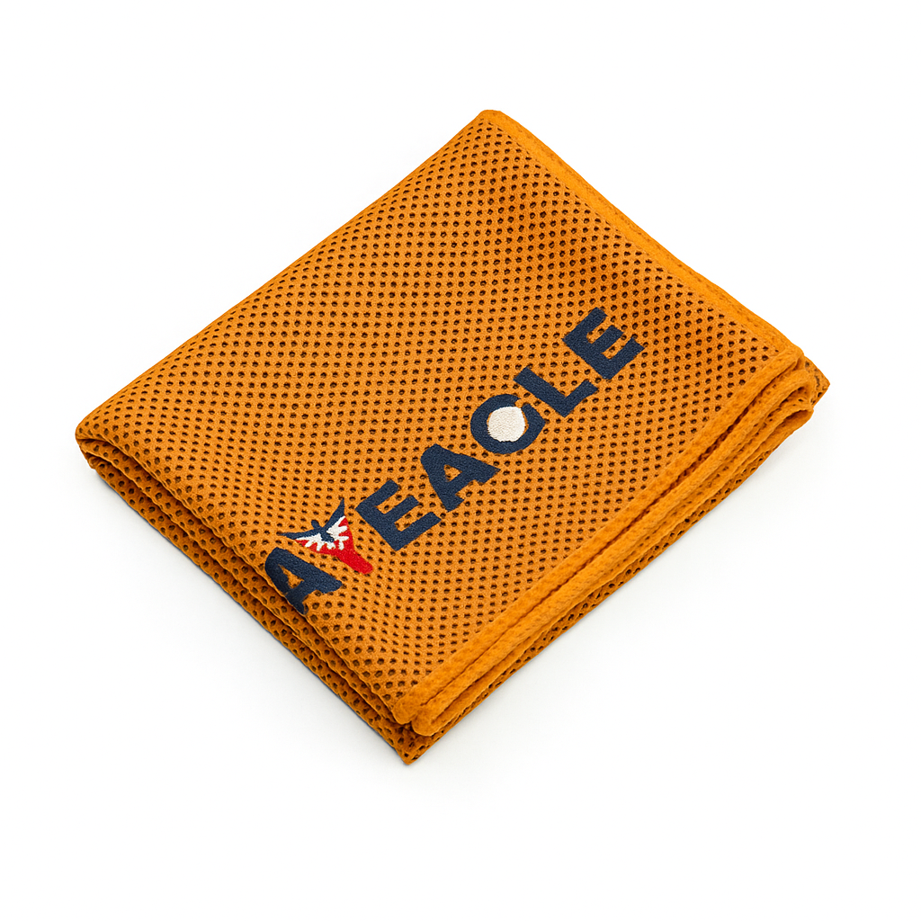 Premium Golf Towel – Ultra-Absorbent Microfiber and Quick Dry